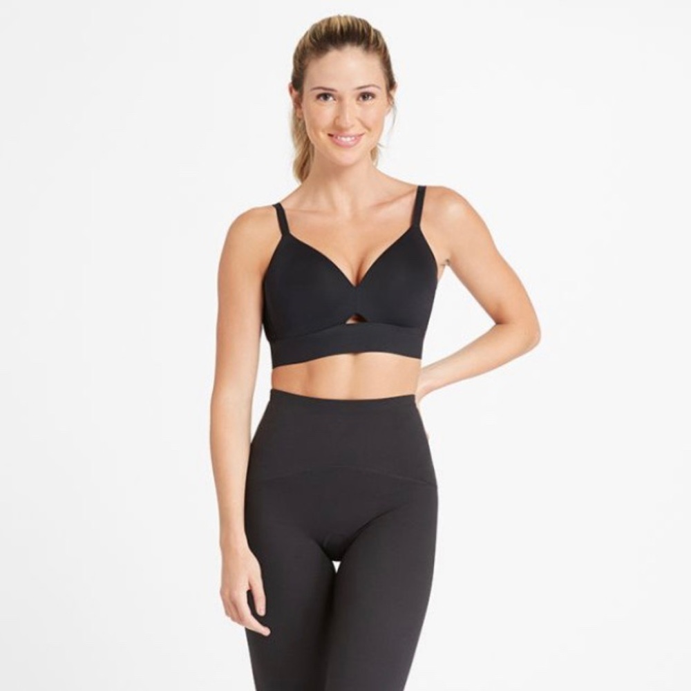 🔥Spanx Mesh Panel Medium Impact Sports Bra